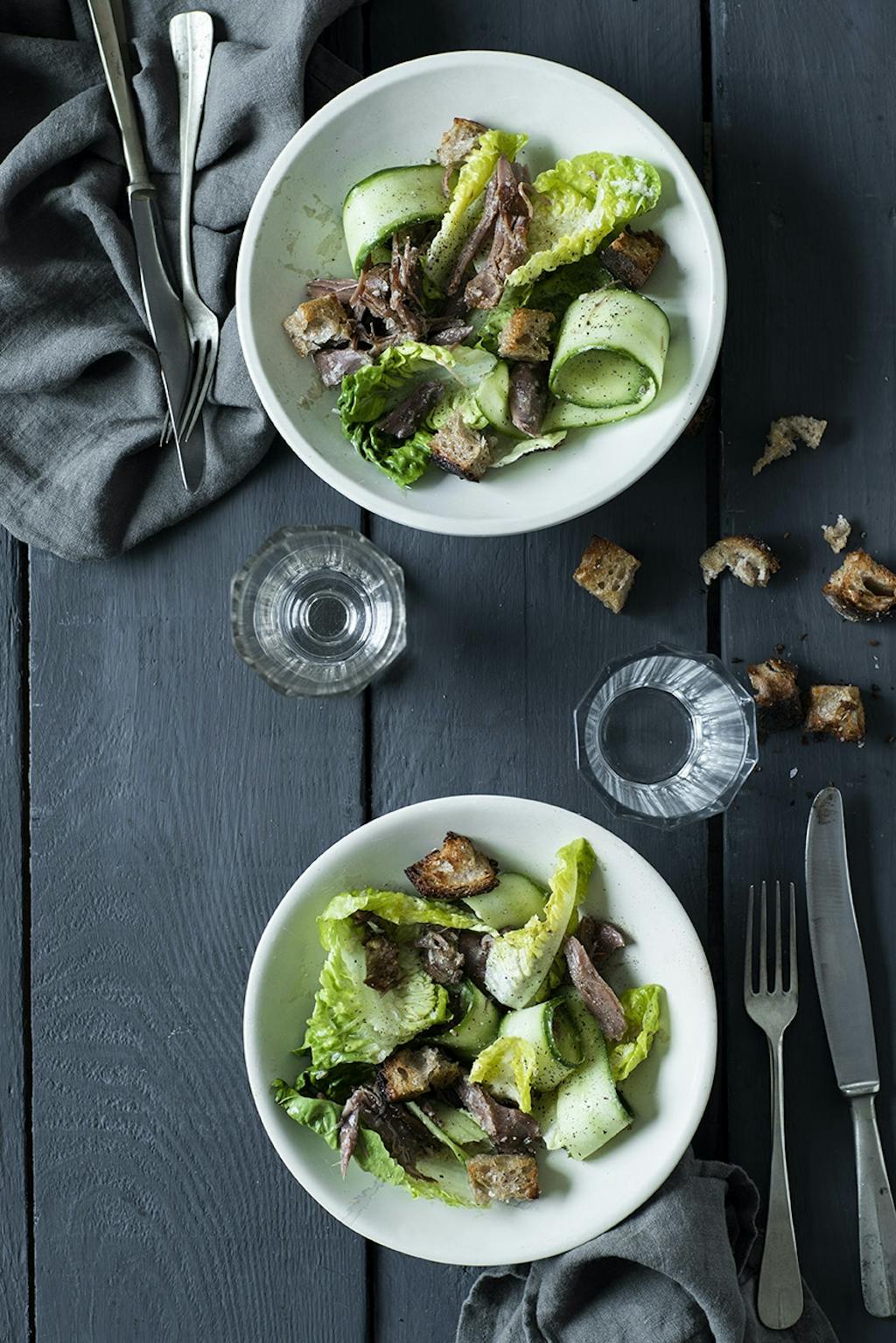 Caesarsalat med confiteret and
