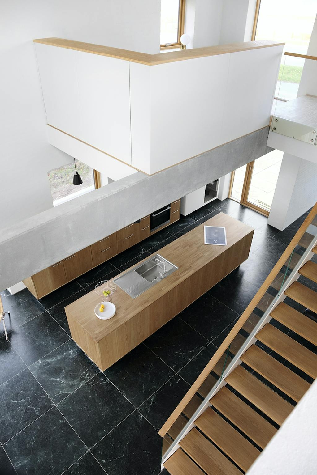 Huset har et helt særligt kig imellem de to etager