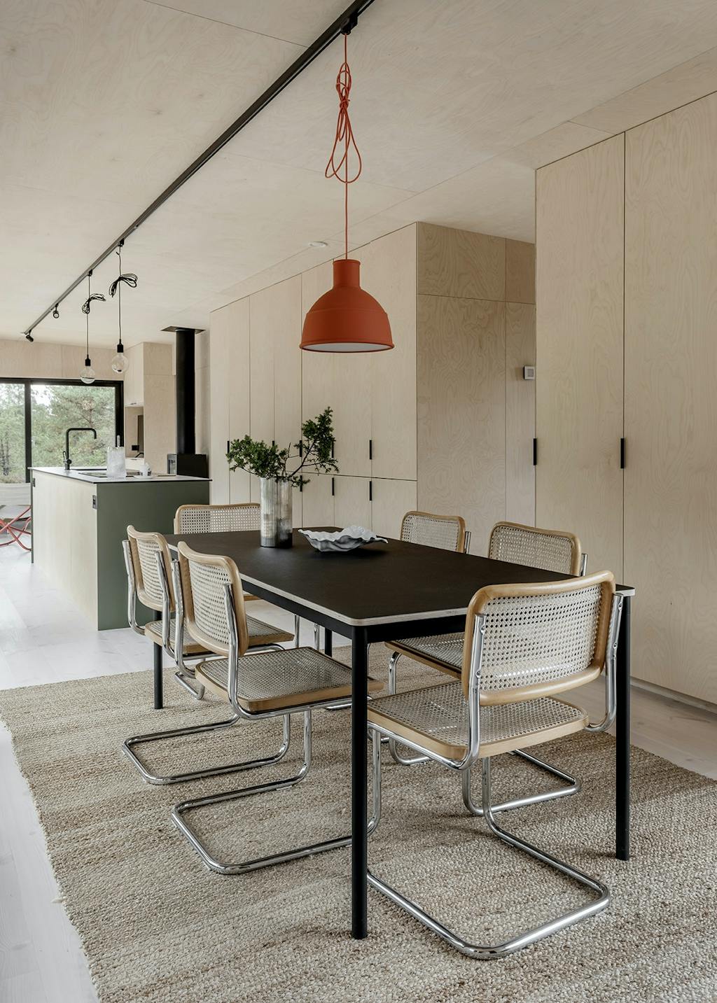 Det sorte spisebord fra Muuto Det sorte spisebord fra Muuto