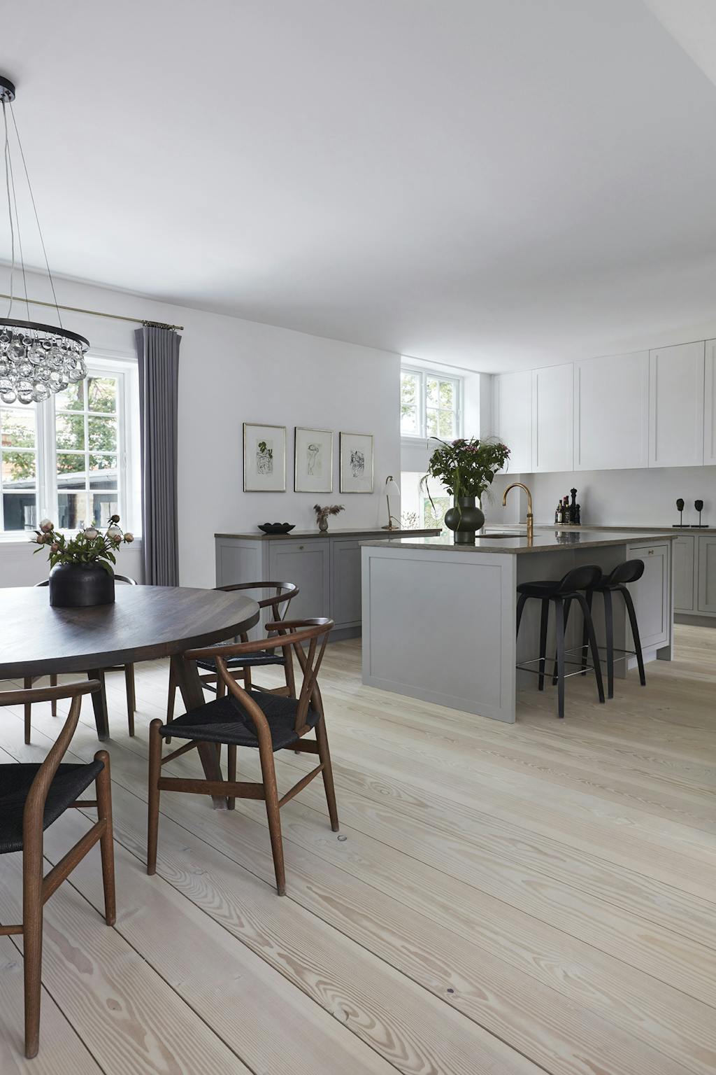 Gråt køkken fra Kitchen Tailor