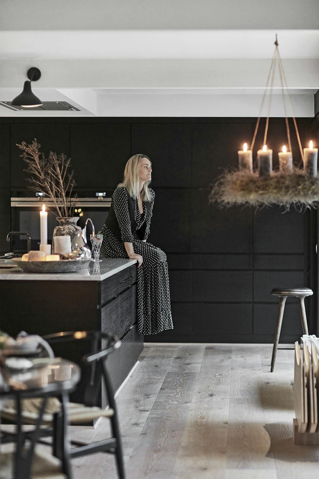 Stylisten Majbritt Johansen i køkkenet Stylisten Majbritt Johansen i køkkenet