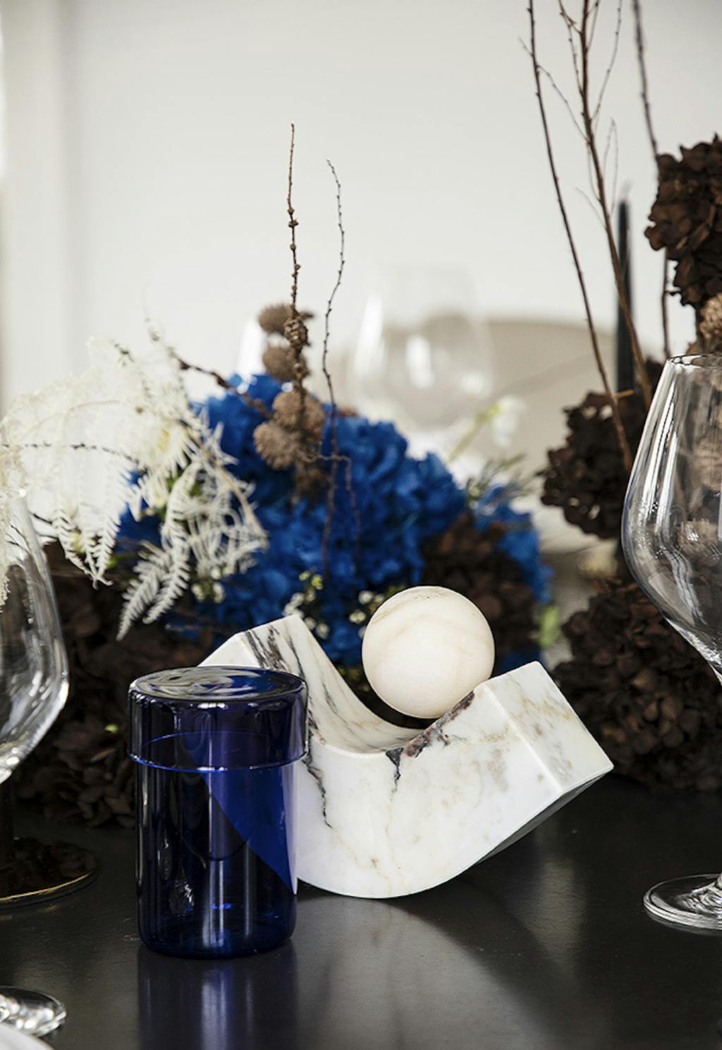 Marmorskulptur fra Caché Marmorskulptur fra Caché