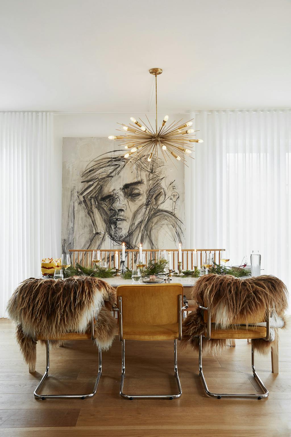 Julebord med naturlige elementer