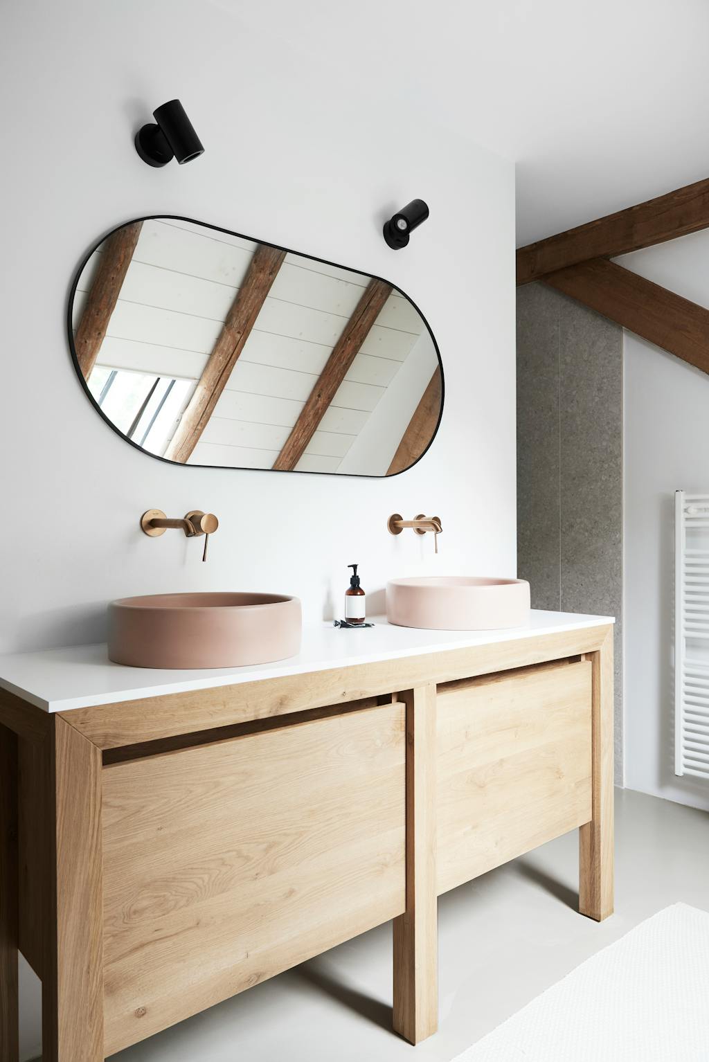 Bad en wastafelmeubel Bad en wastafelmeubel