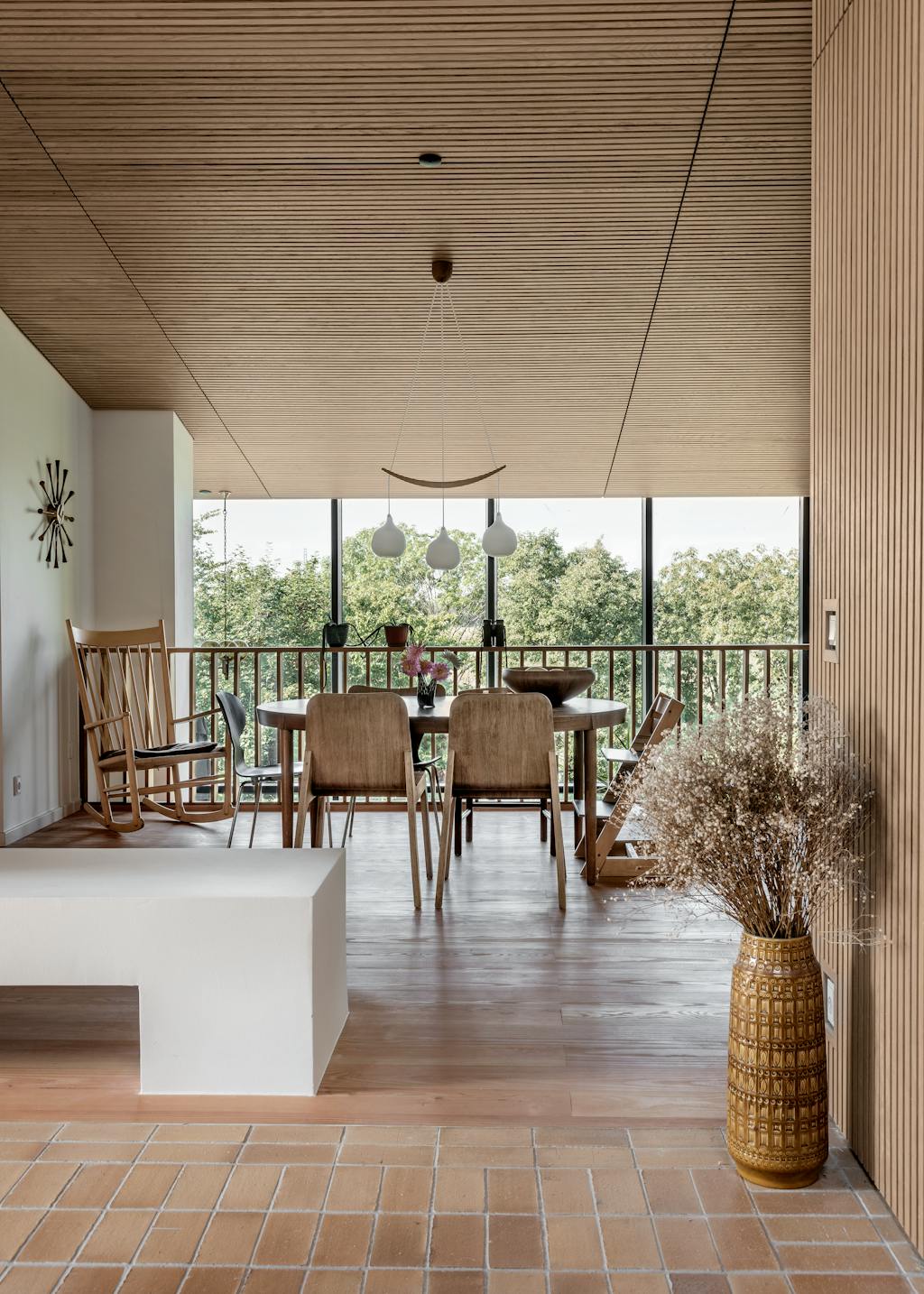 natuurlijke eetkamer hout