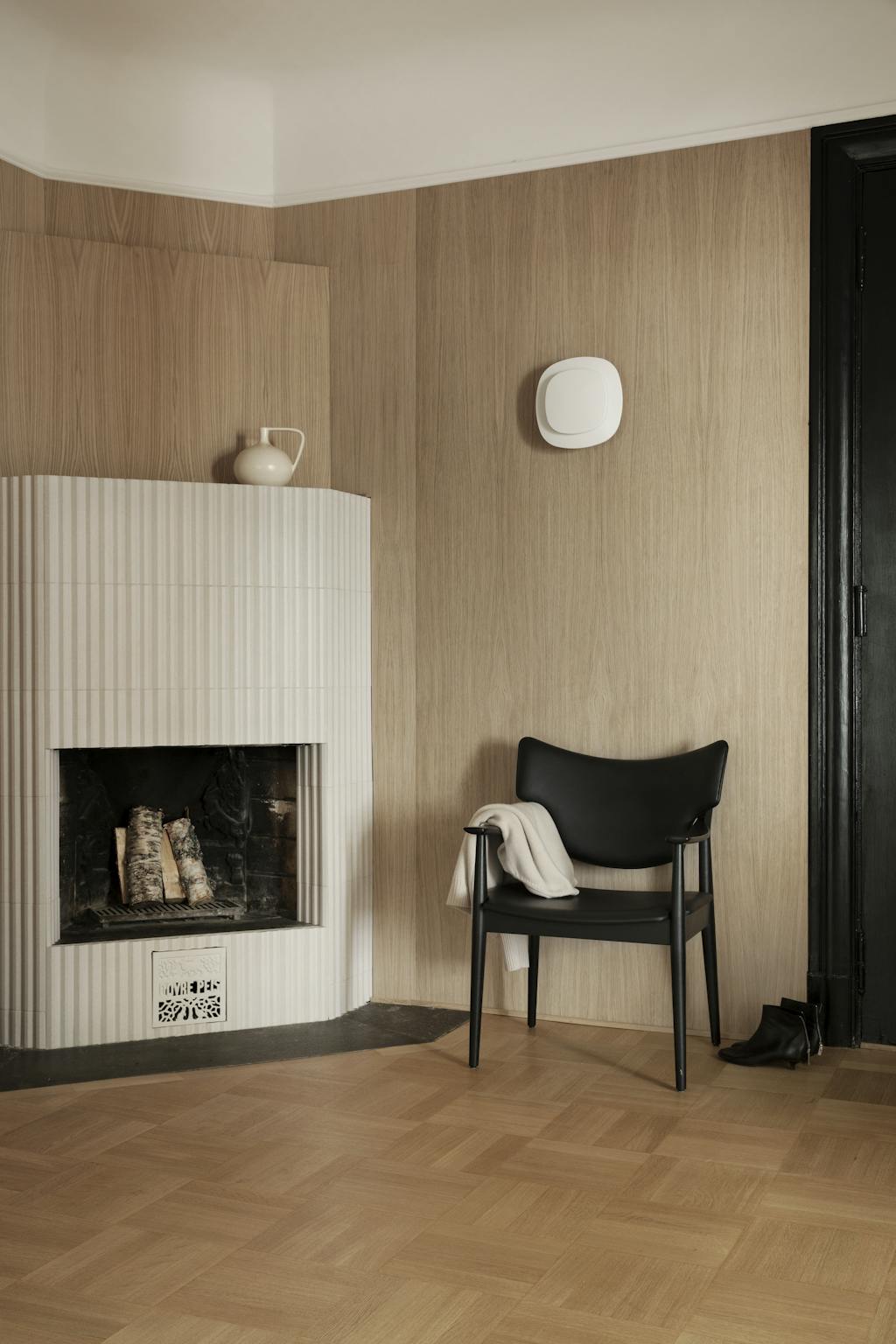 moderne woonkamer met eikenhout moderne woonkamer met eikenhout