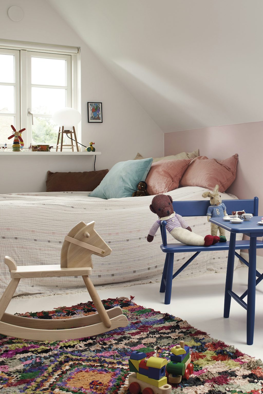 Design-favoritter-FDB_Børnemøbler_gyngehestHires_RGB