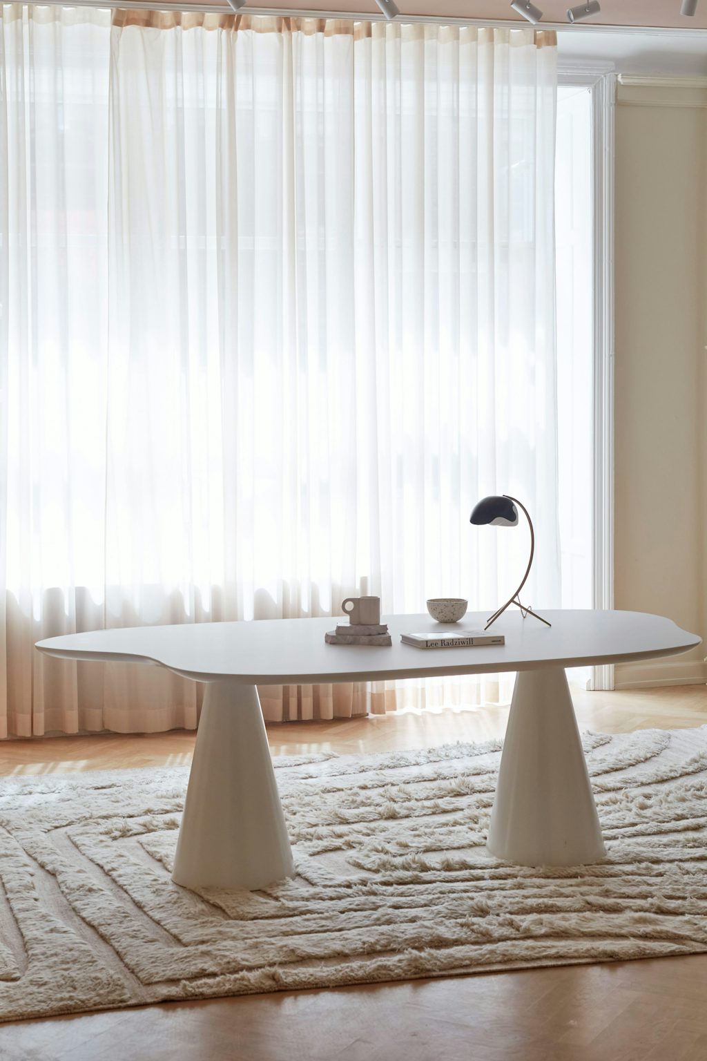 Design-favoritter-ATBOCloud-Table-–-Dinning-220