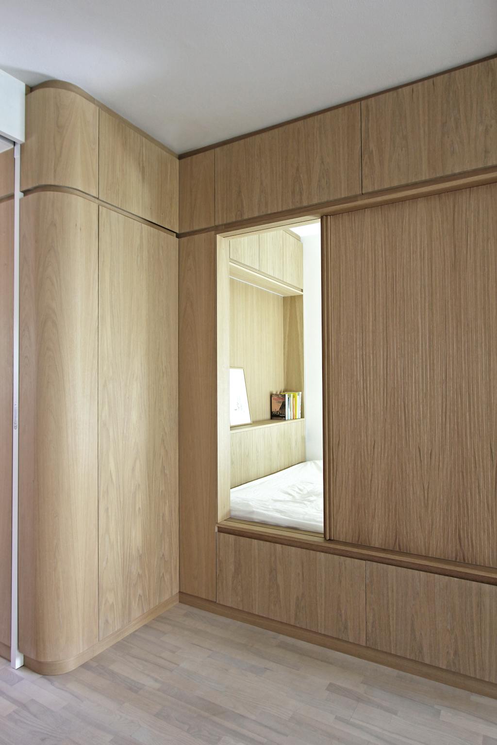 Indbygget alkove med soveværelse