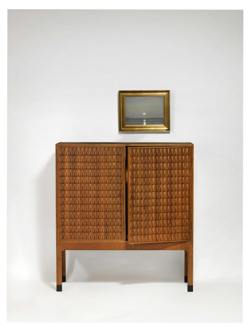 Krokodilleskabet af Hans J. Wegner Krokodilleskabet af Hans J. Wegner