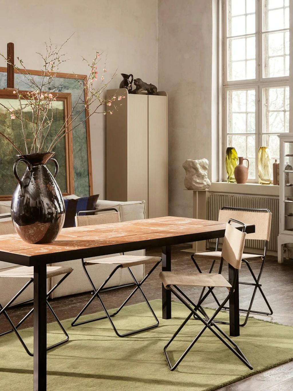 Flod Dining Table Terracotta/Black