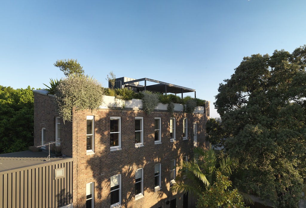 Hus med egen tagterrasse med pool Hus med egen tagterrasse med pool