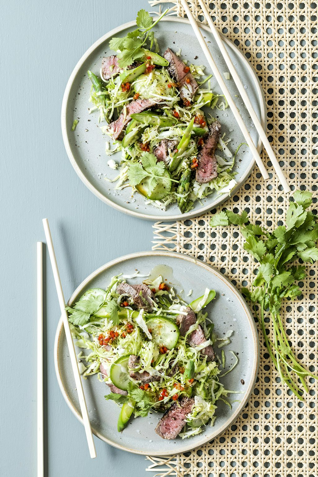 Beef salad med kål og kærlighed Beef salad med kål og kærlighed