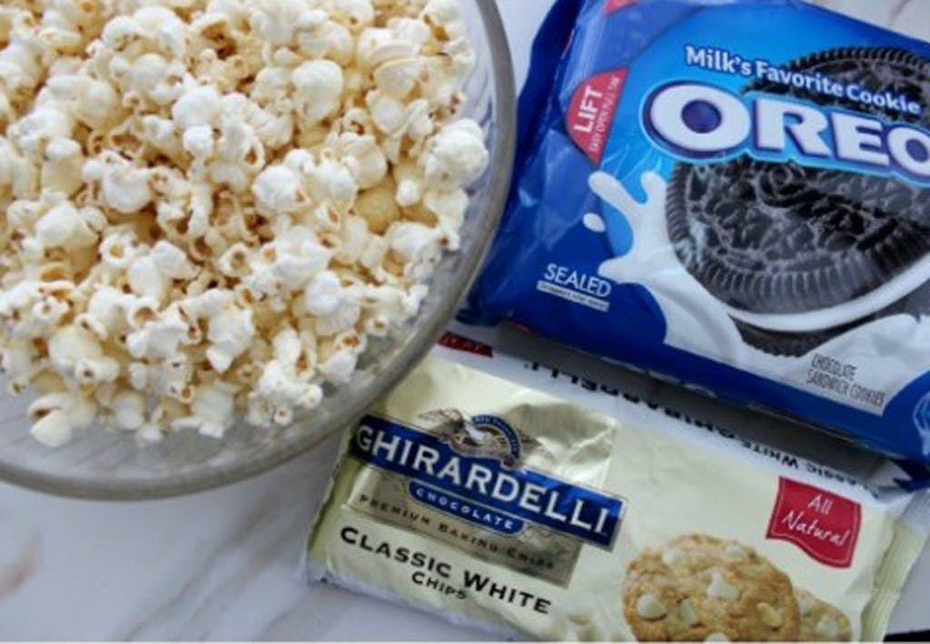 Rask og enkel dessert: popkorn med oreo