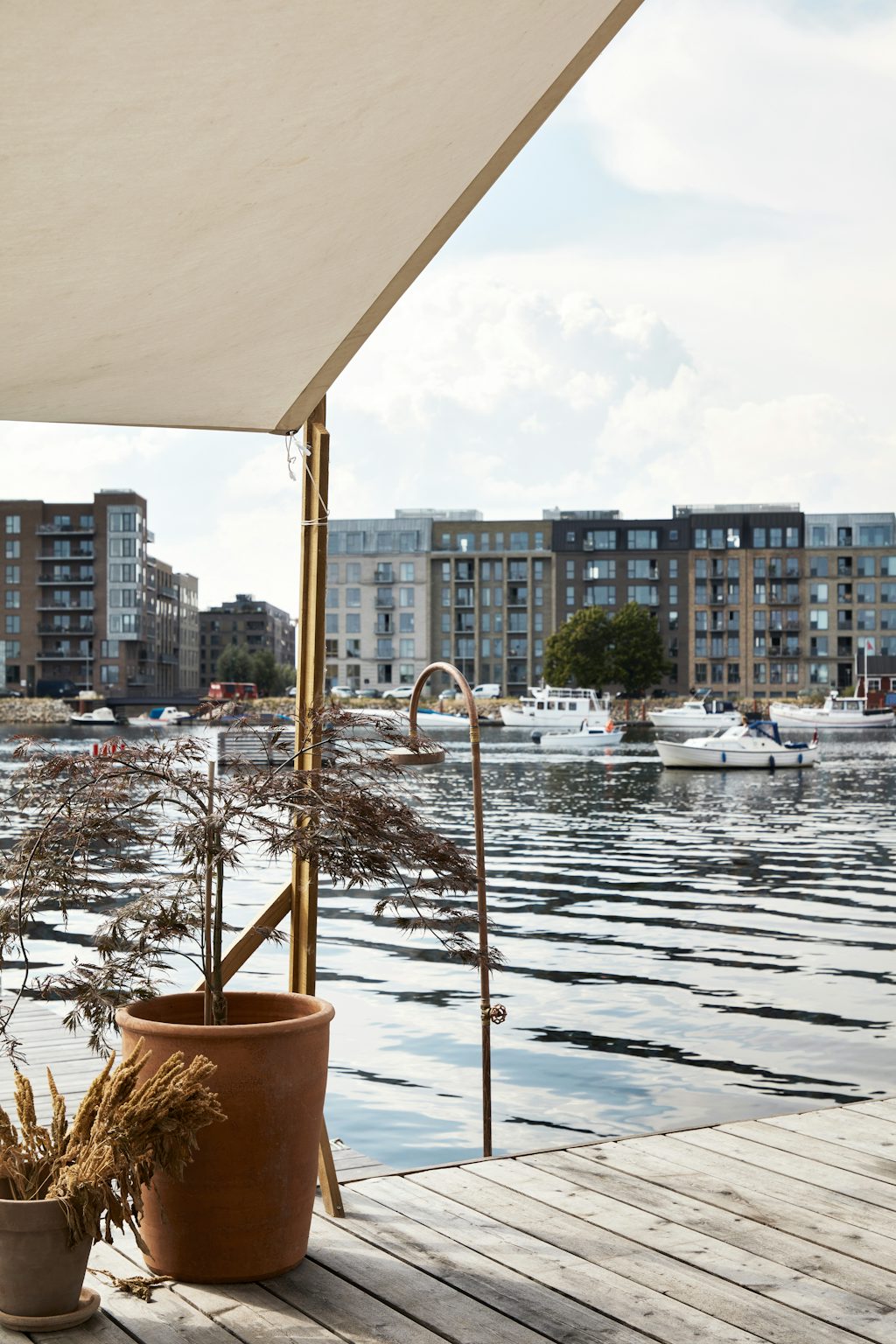 modernt stilrent båthus i Sluseholmen modernt stilrent båthus i Sluseholmen