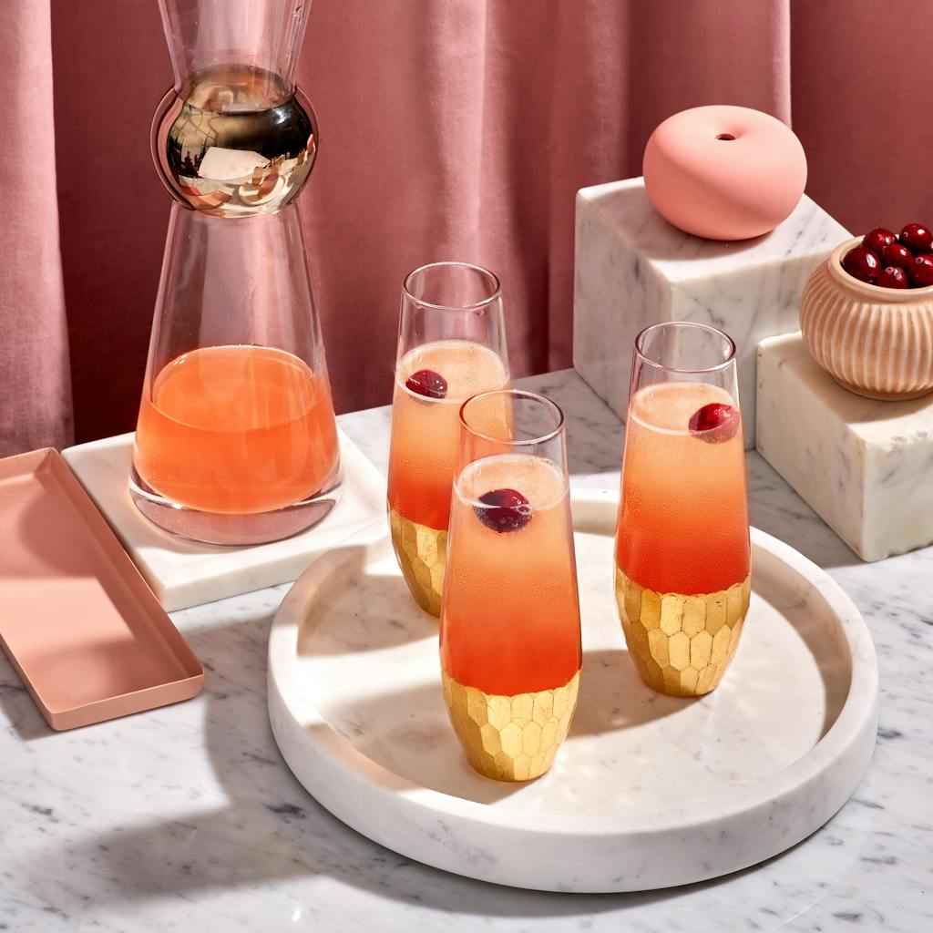 Sparkling cosmopolitan Sparkling cosmopolitan