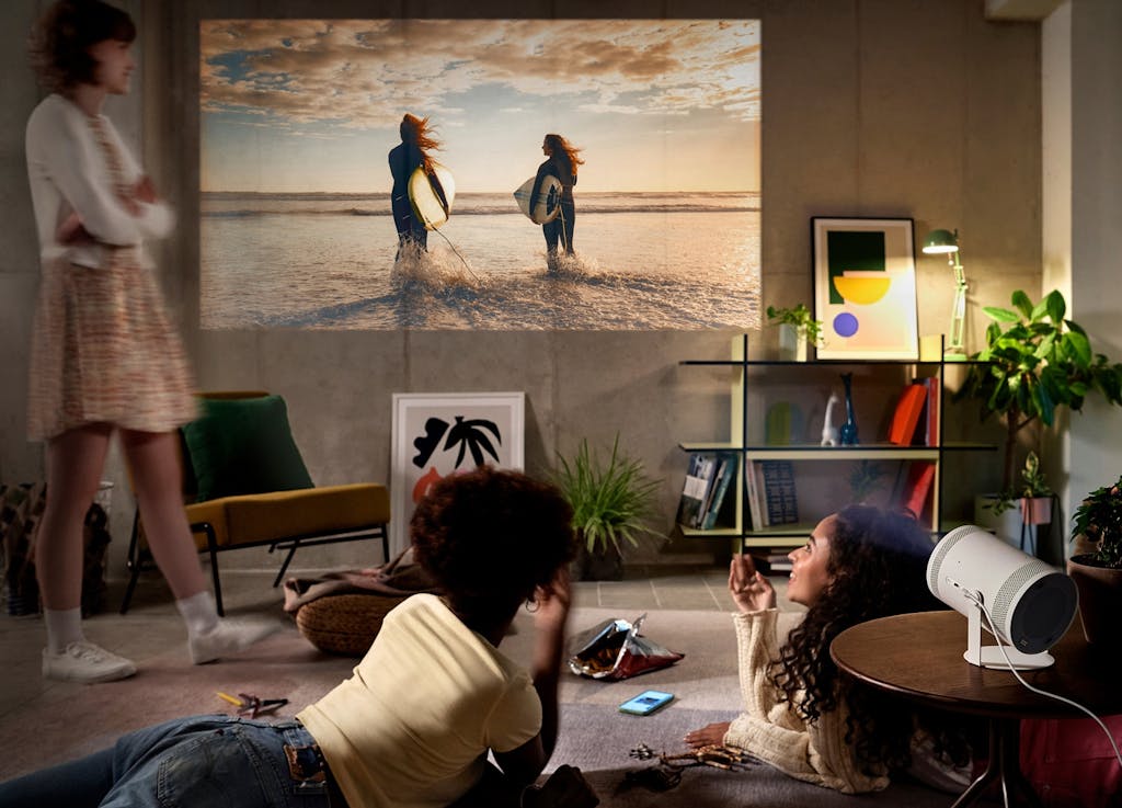 LSP3B The Freestyle Smart Projector