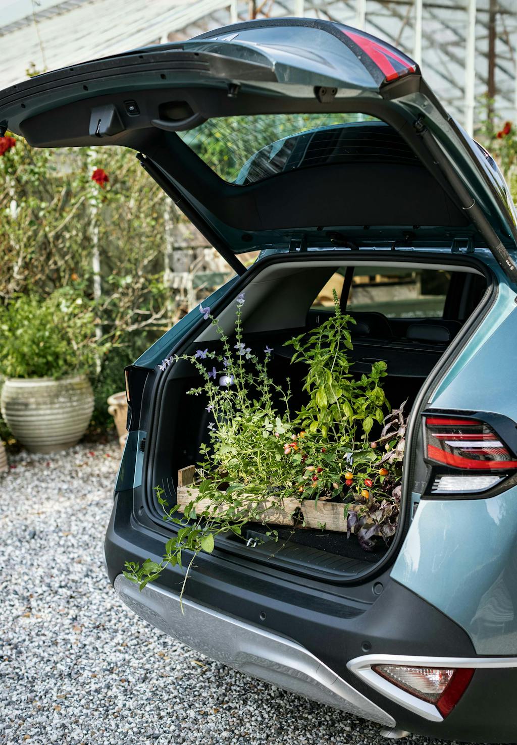 Bagagerum med blomster