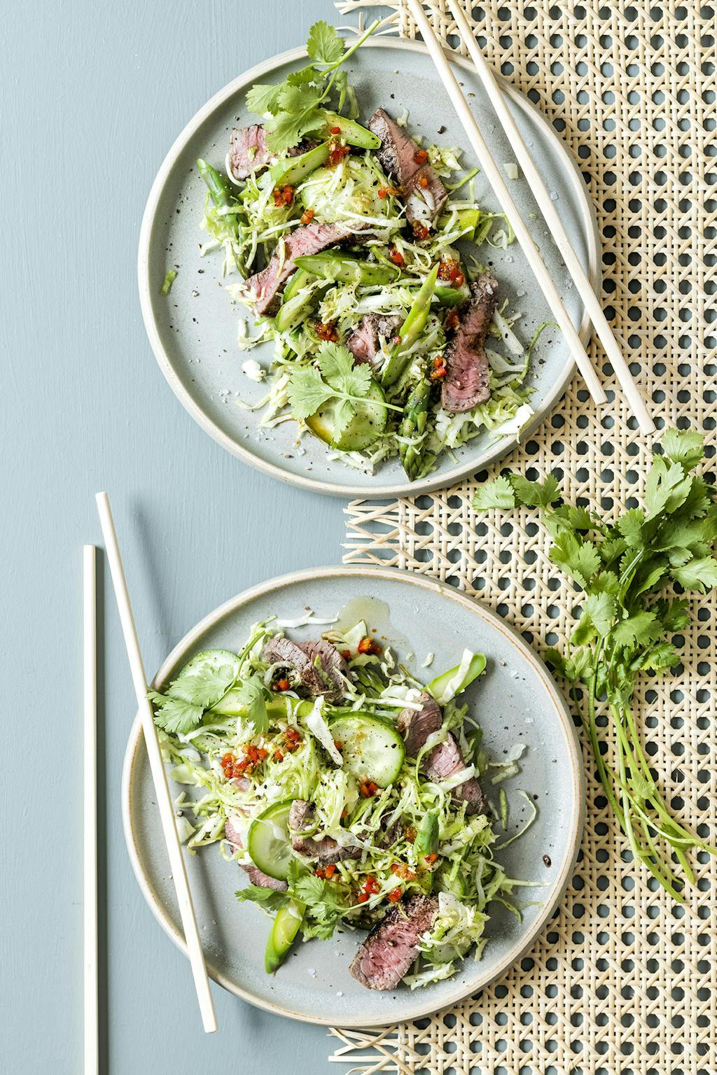 Asiatisk beef salad