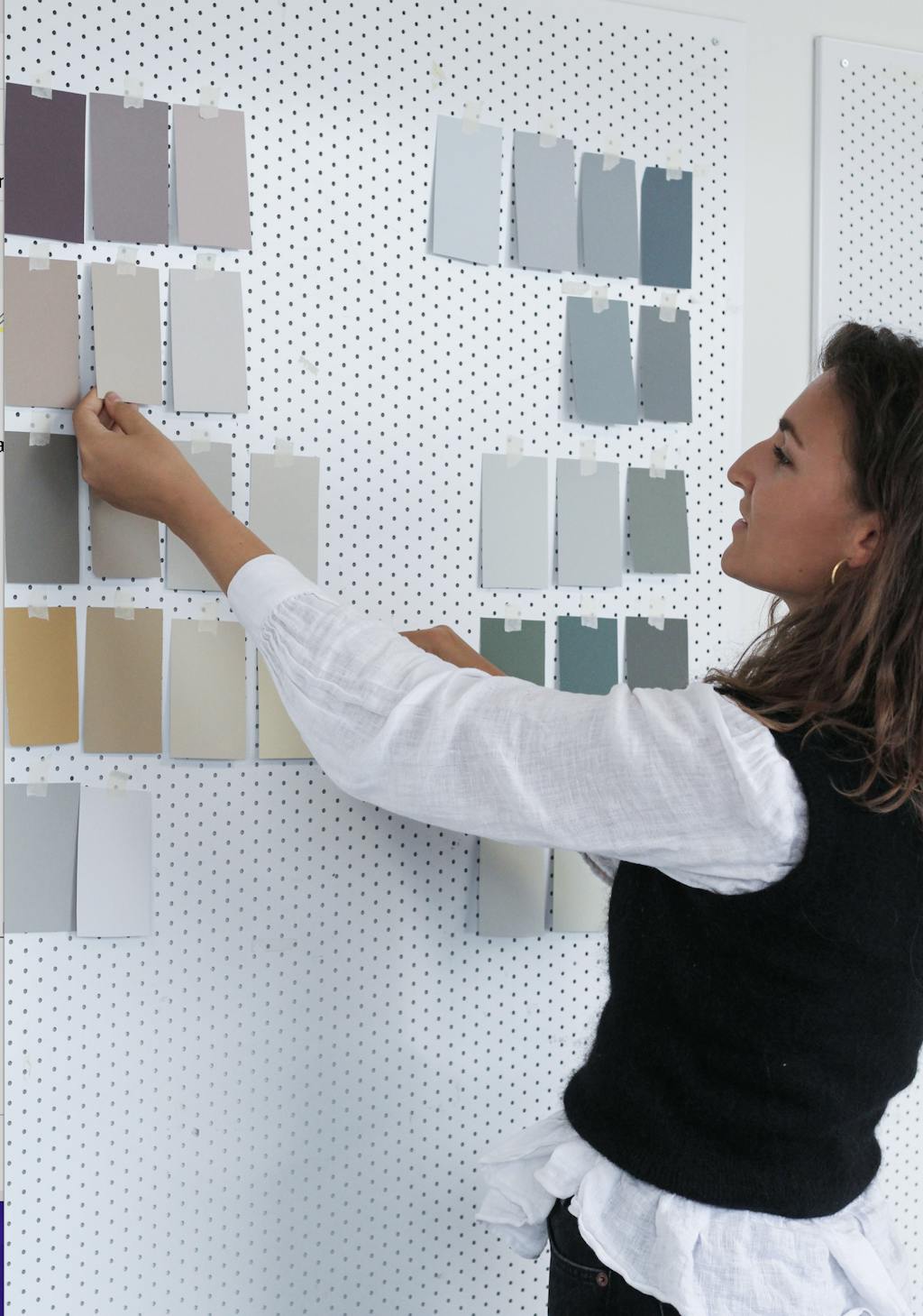 Væg med farveprøver