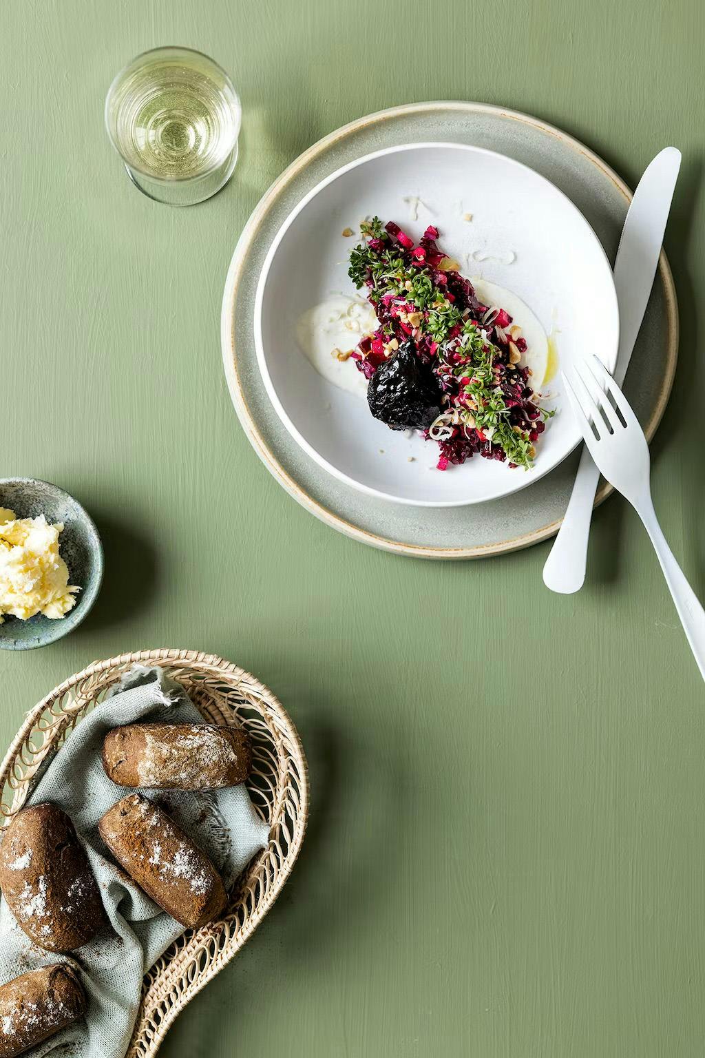 Vegetarisk tatar af rødbeder