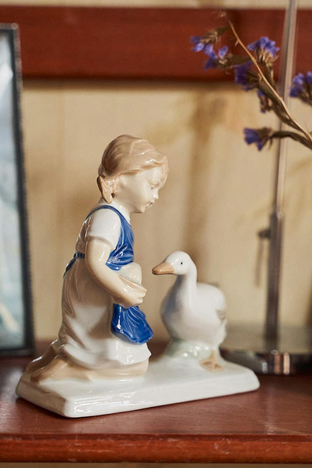Lille porcelænsfigur hos Birthe