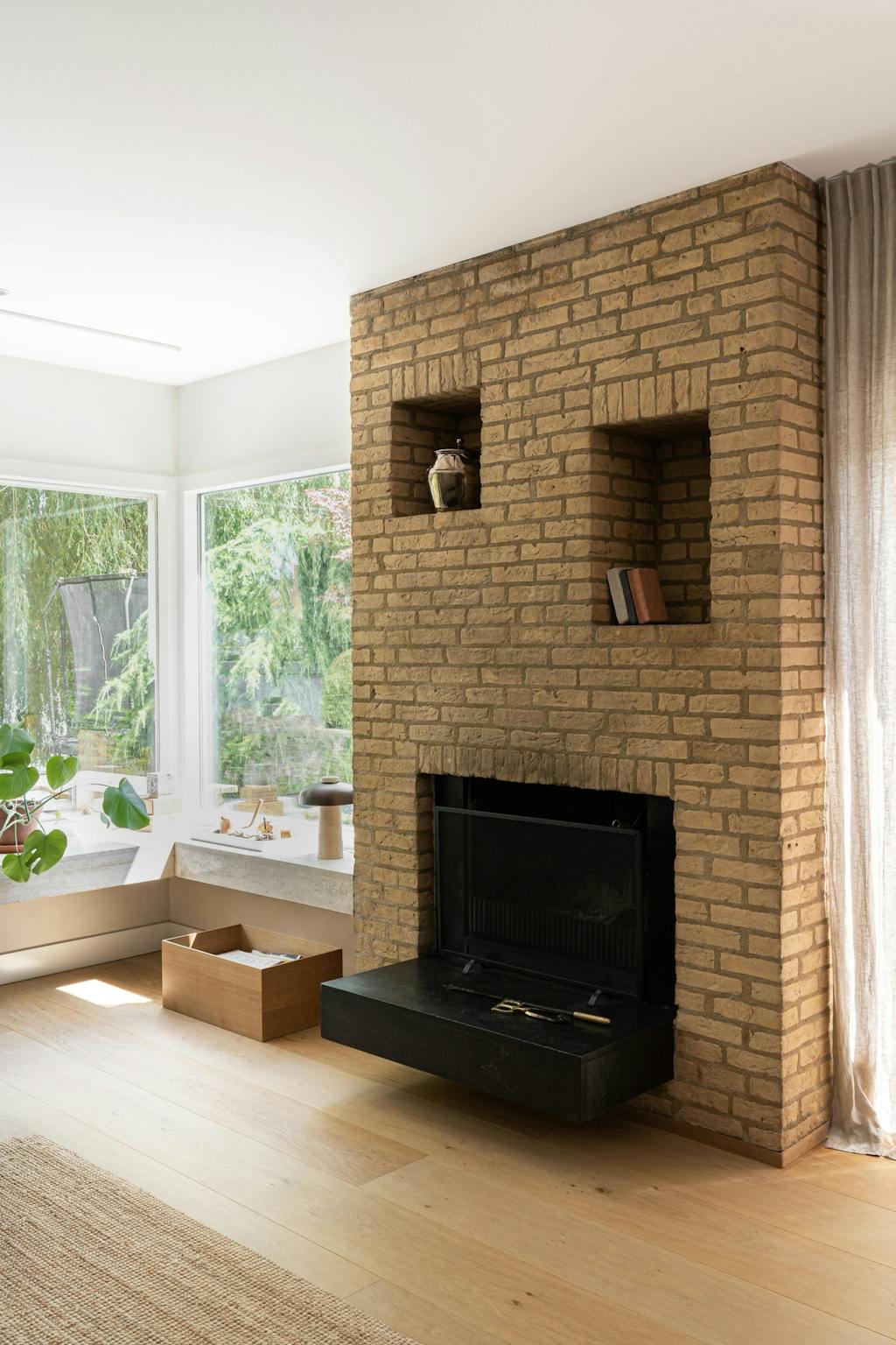 Dagelijks schouwspel van licht op het water