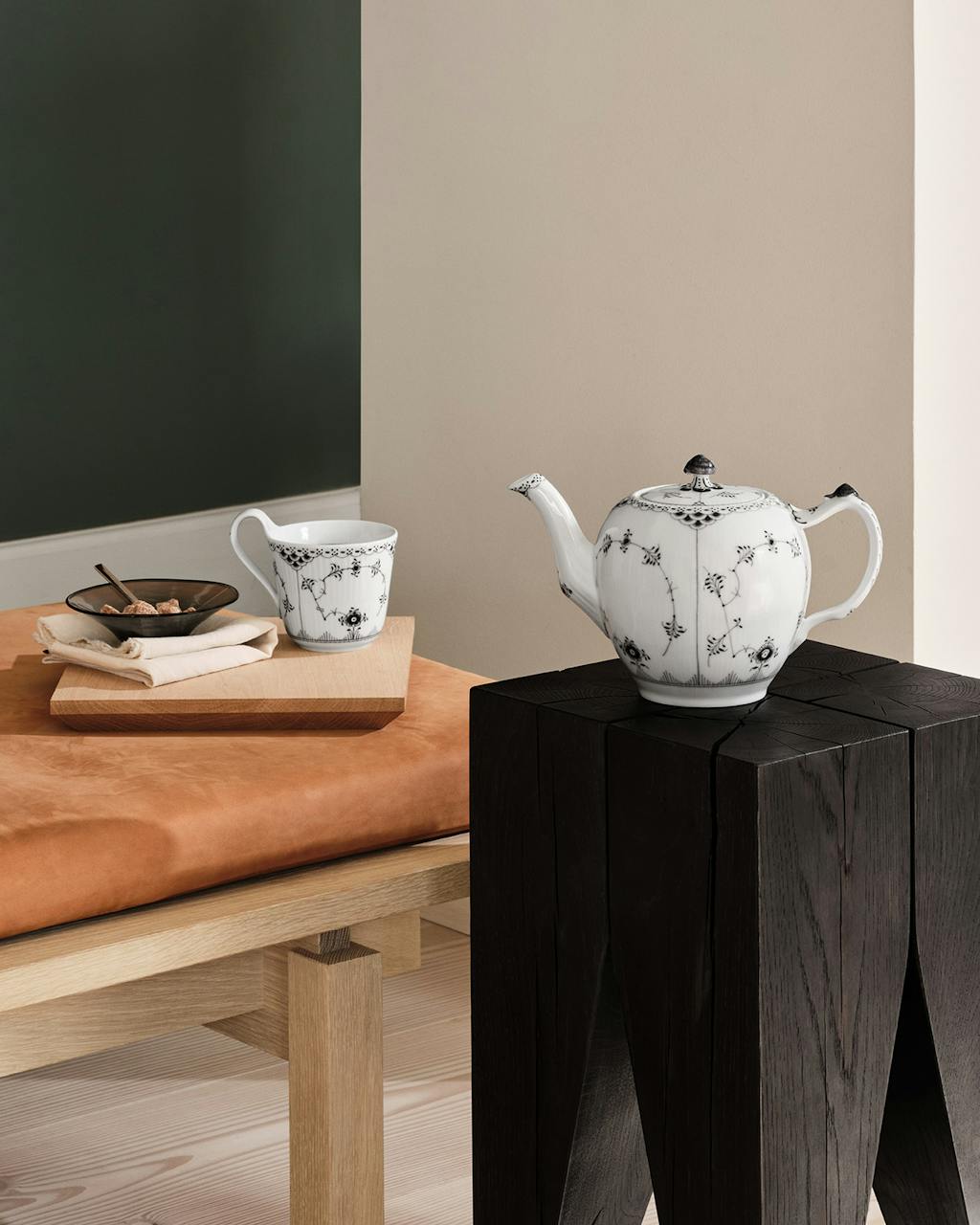 Royal Copenhagen riflet sort halvblonde og sort blonde - nyhed 2023