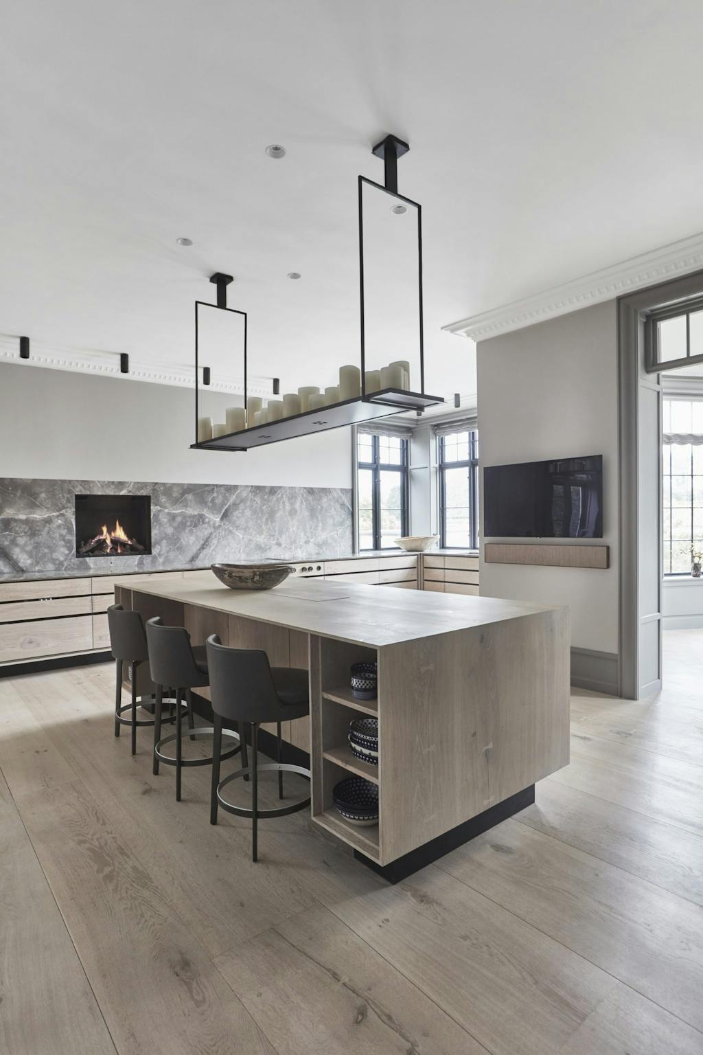 Het huis met de grijze deuren