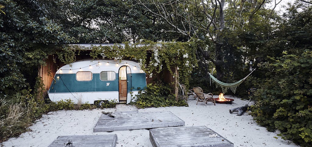 Gammel campingvogn Gammel campingvogn