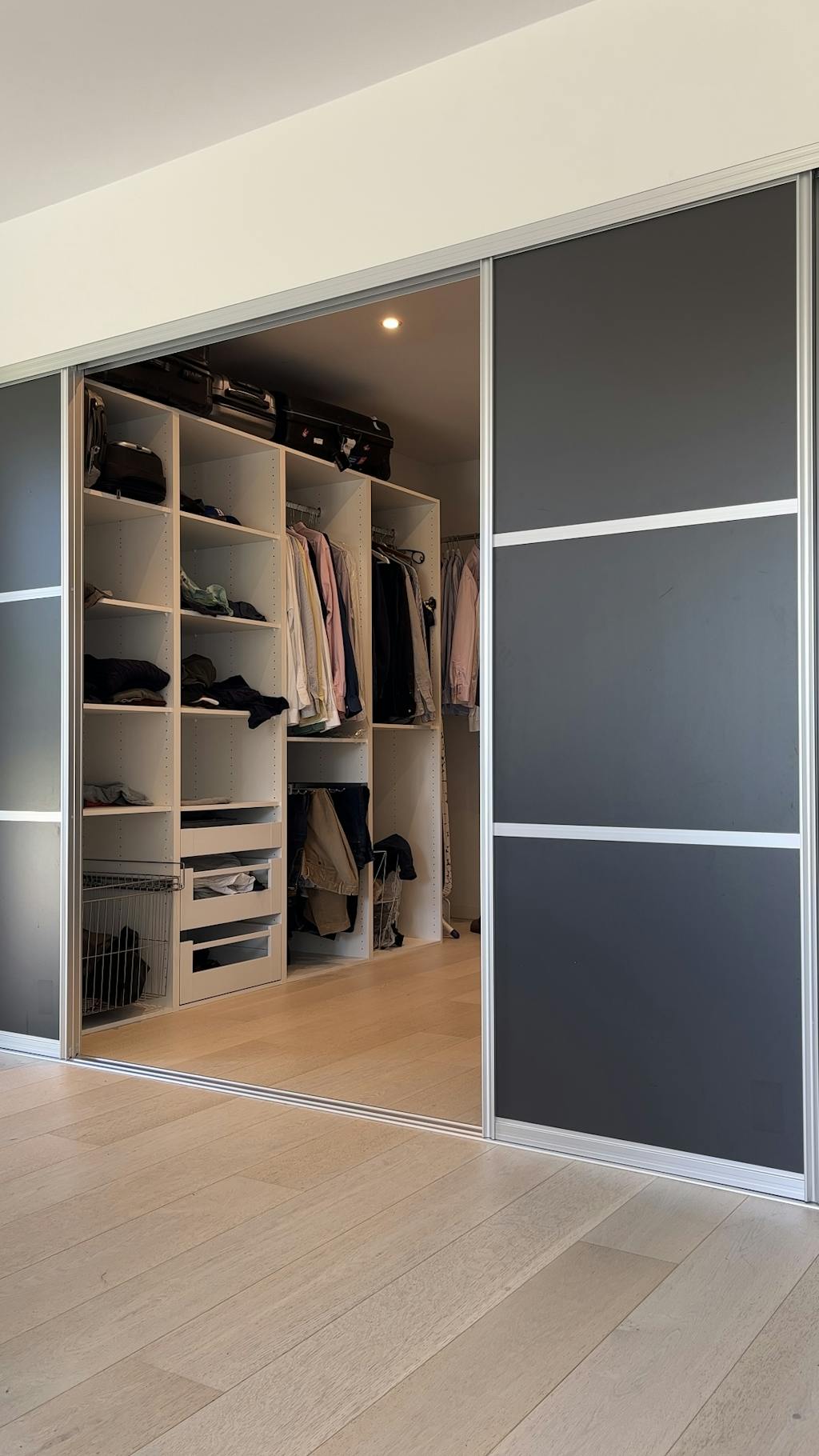 image00002 Walk in med skydelåger