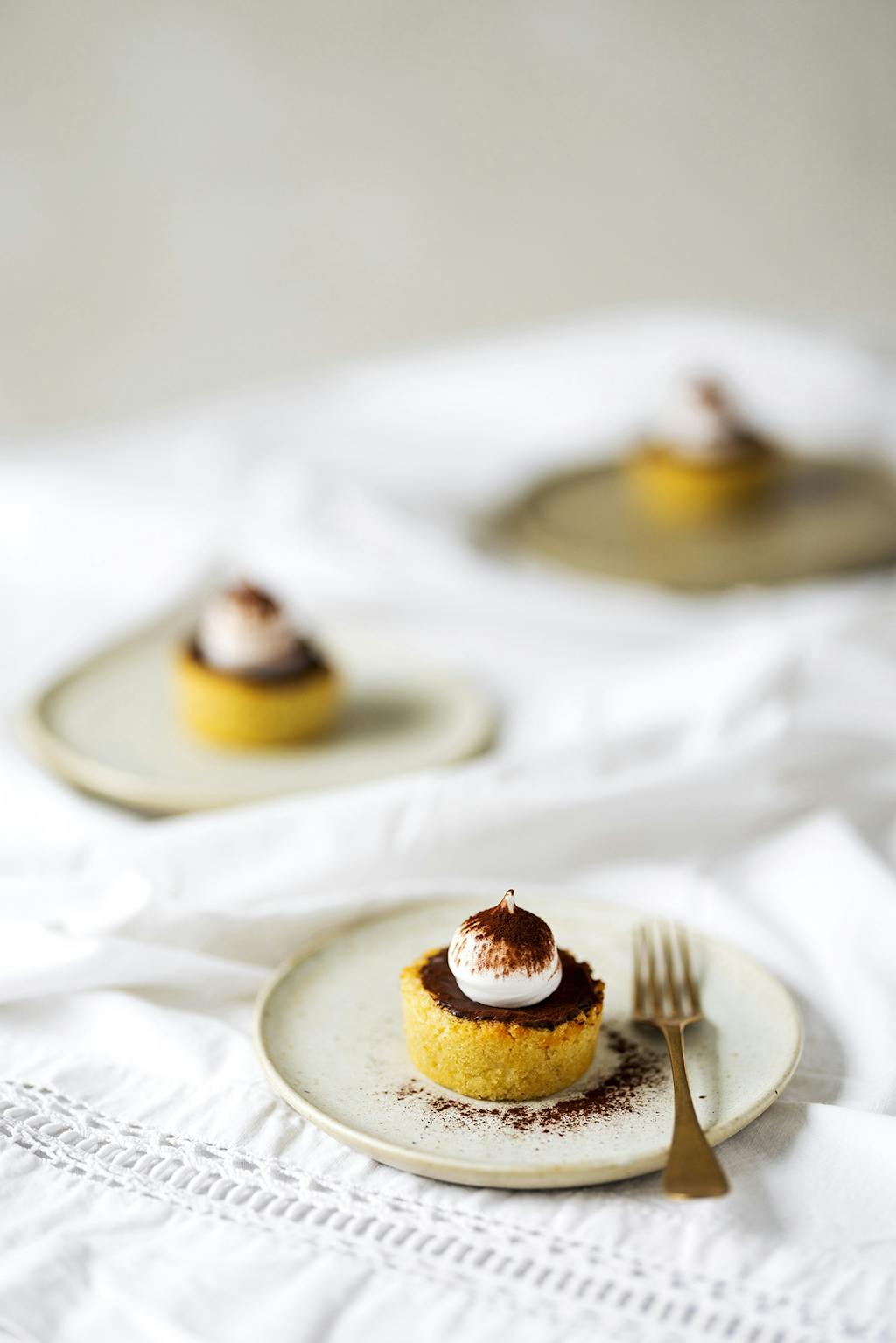 Mazarin kage med flødebolleskum Mazarin kage med flødebolleskum