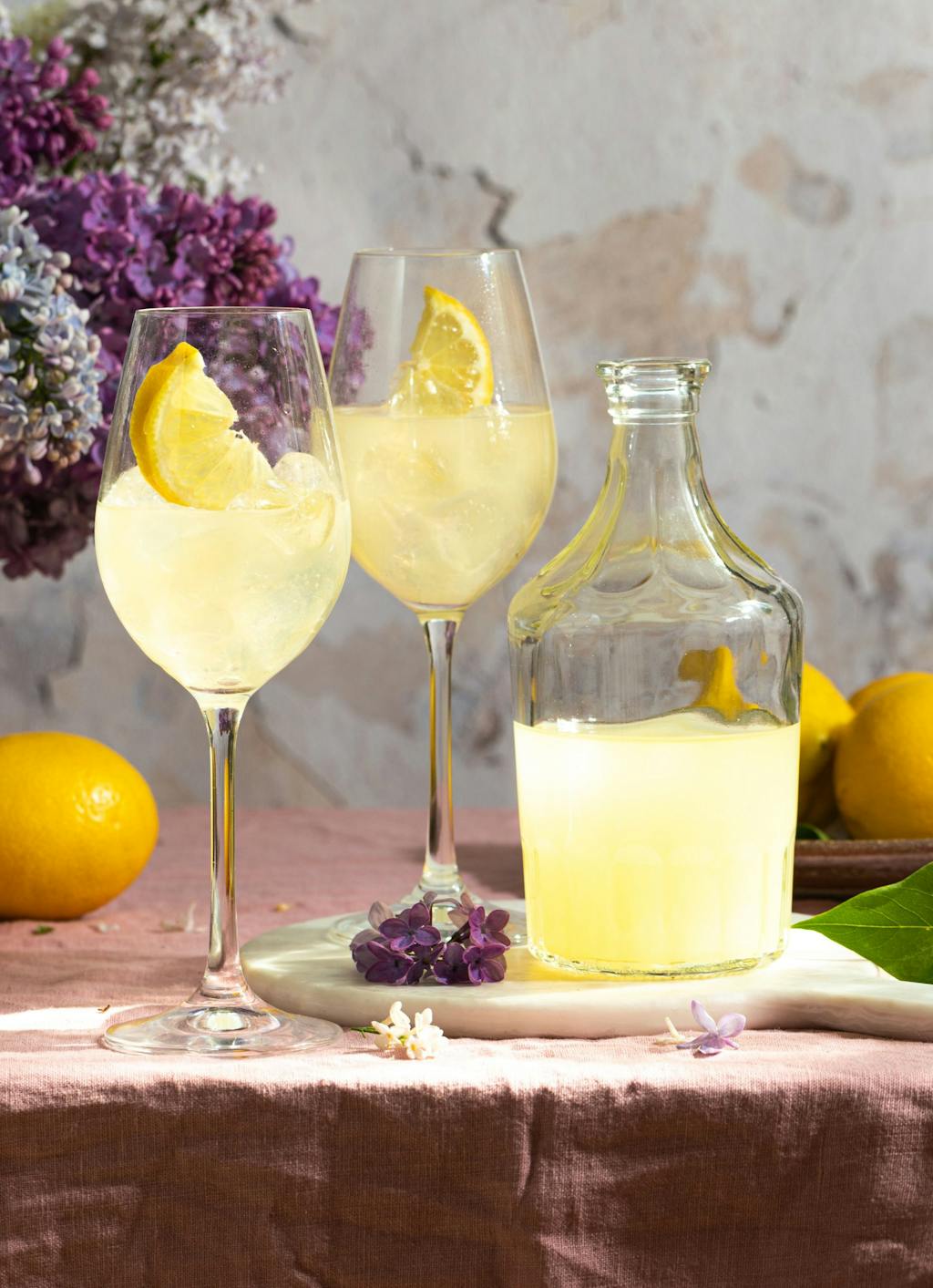 Limoncello spritz