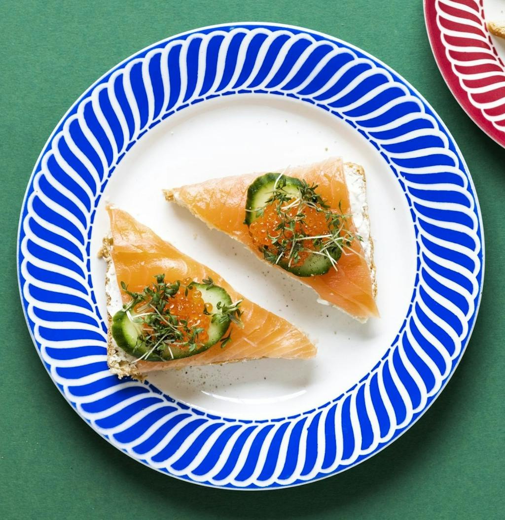 Opskrift på fingermad med laks og cream cheese Opskrift på fingermad med laks og cream cheese