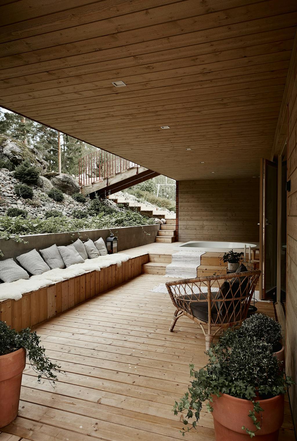 terrasse med indbygget spa terrasse med indbygget spa