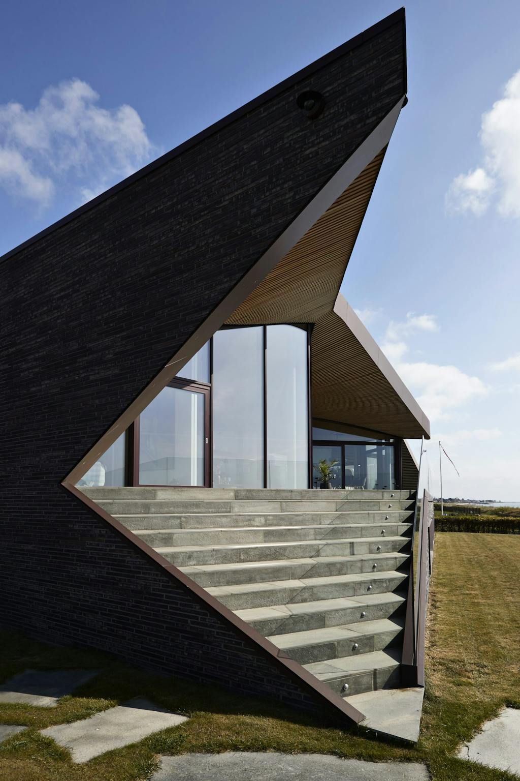 Arkitekttegnet luksus villa på første række Arkitekttegnet luksus villa på første række