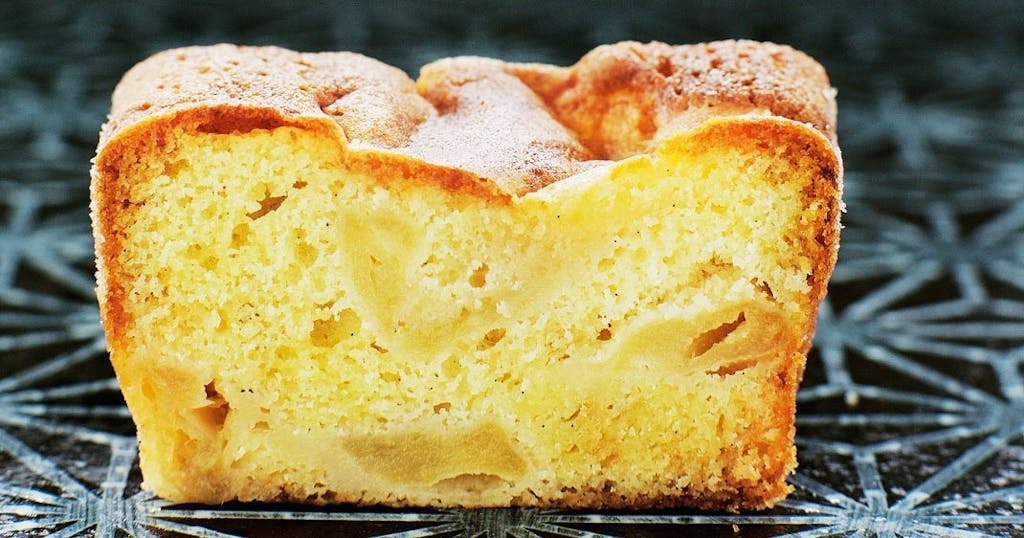 Enkel oppskrift på kake: eplekake med vanilje Enkel oppskrift på kake: eplekake med vanilje