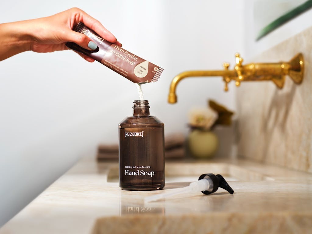 gave til henne håndsåpe