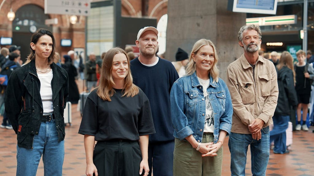 De fem nye designere i Danmarks Næste Klassiker på Københavns Hovedbanegård