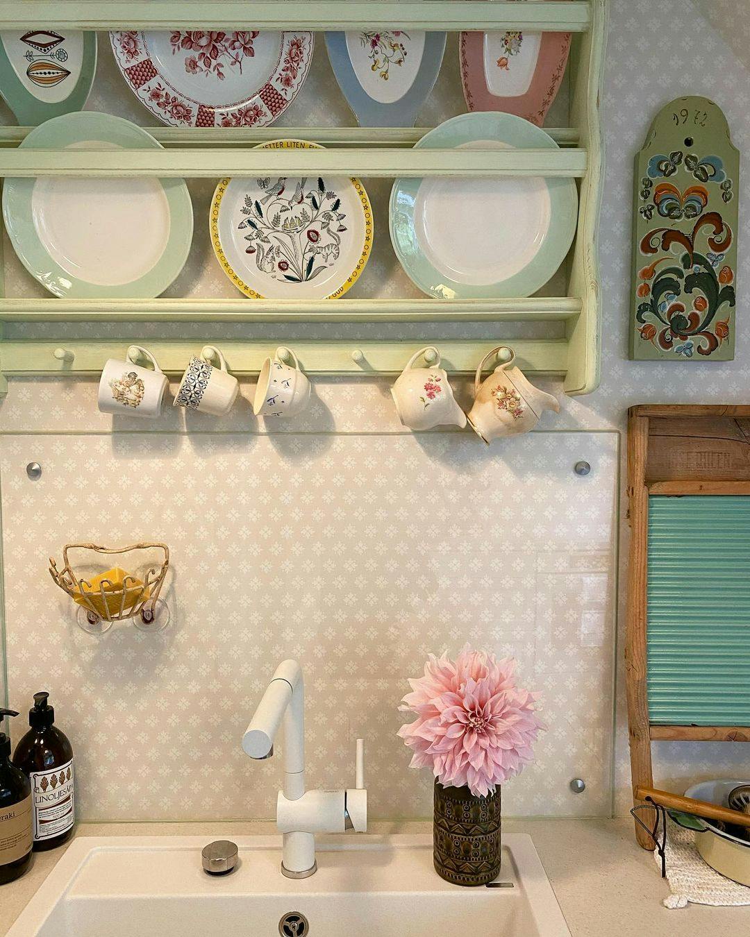 118213023 190806222685528 462849318568441014 n