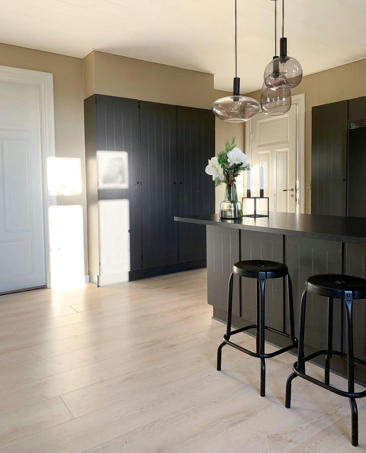 269873863 4730019667036392 2468922796447022171 n Male gammelt køkken