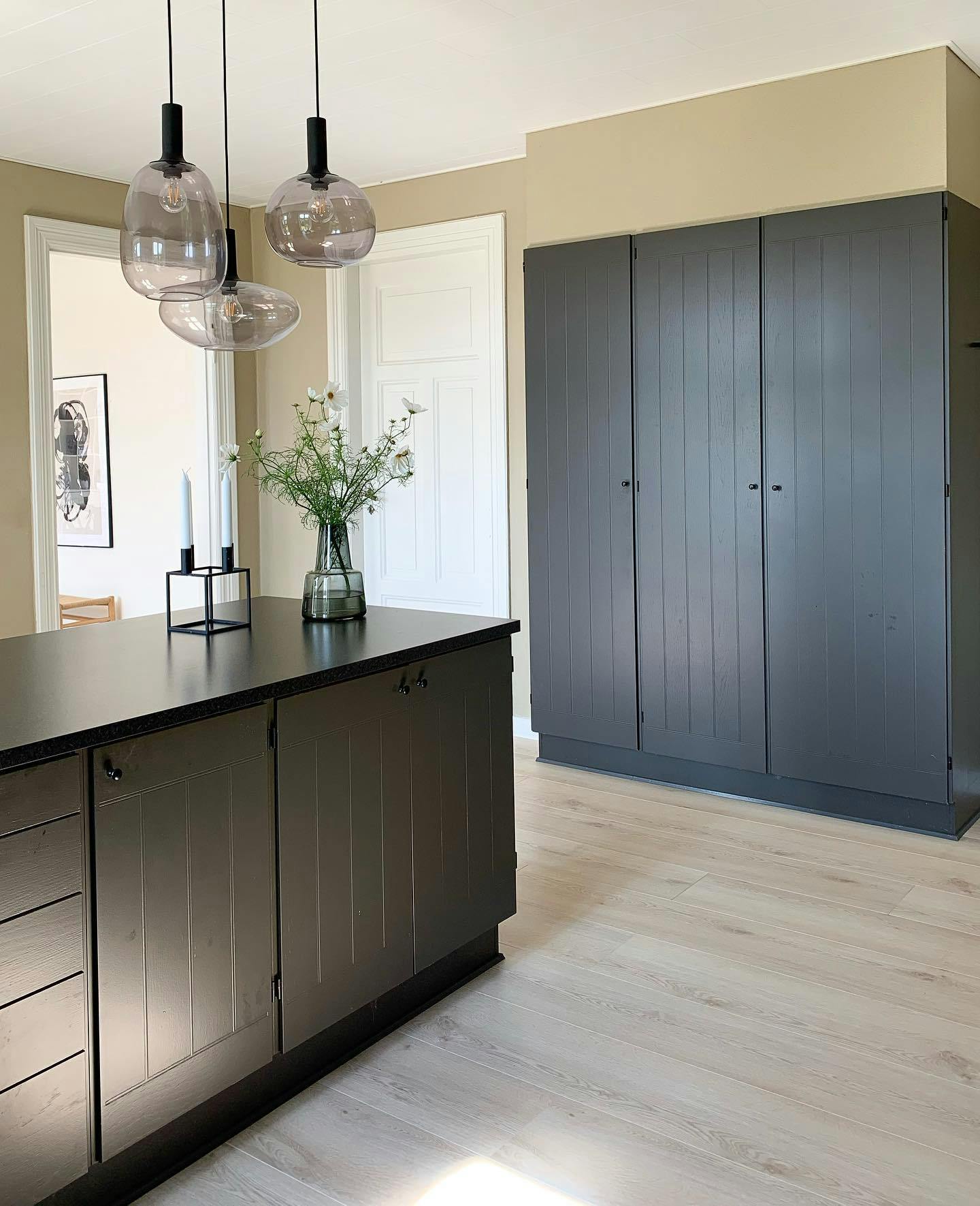 270284297 662141574802486 1025064792704271014 n Male gammelt kjøkken