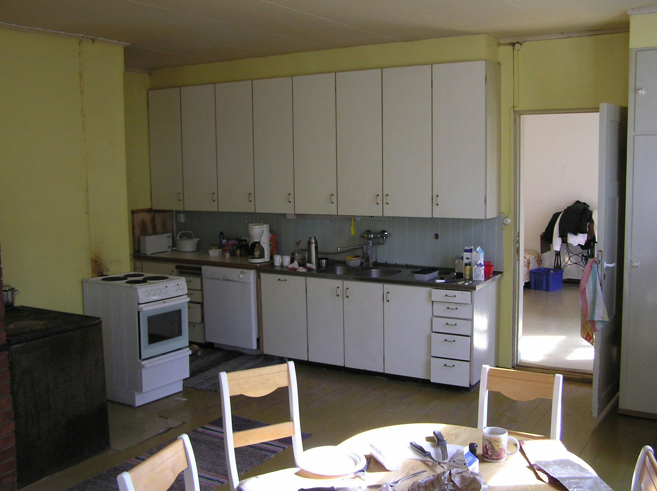 Spisestuen før
  Spisestuen før