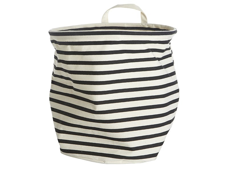 Stilig oppbevaring med striper
  Stilig oppbevaring med striper