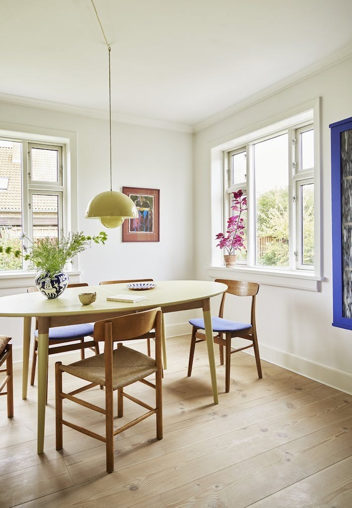 Spisestue i lyst tre