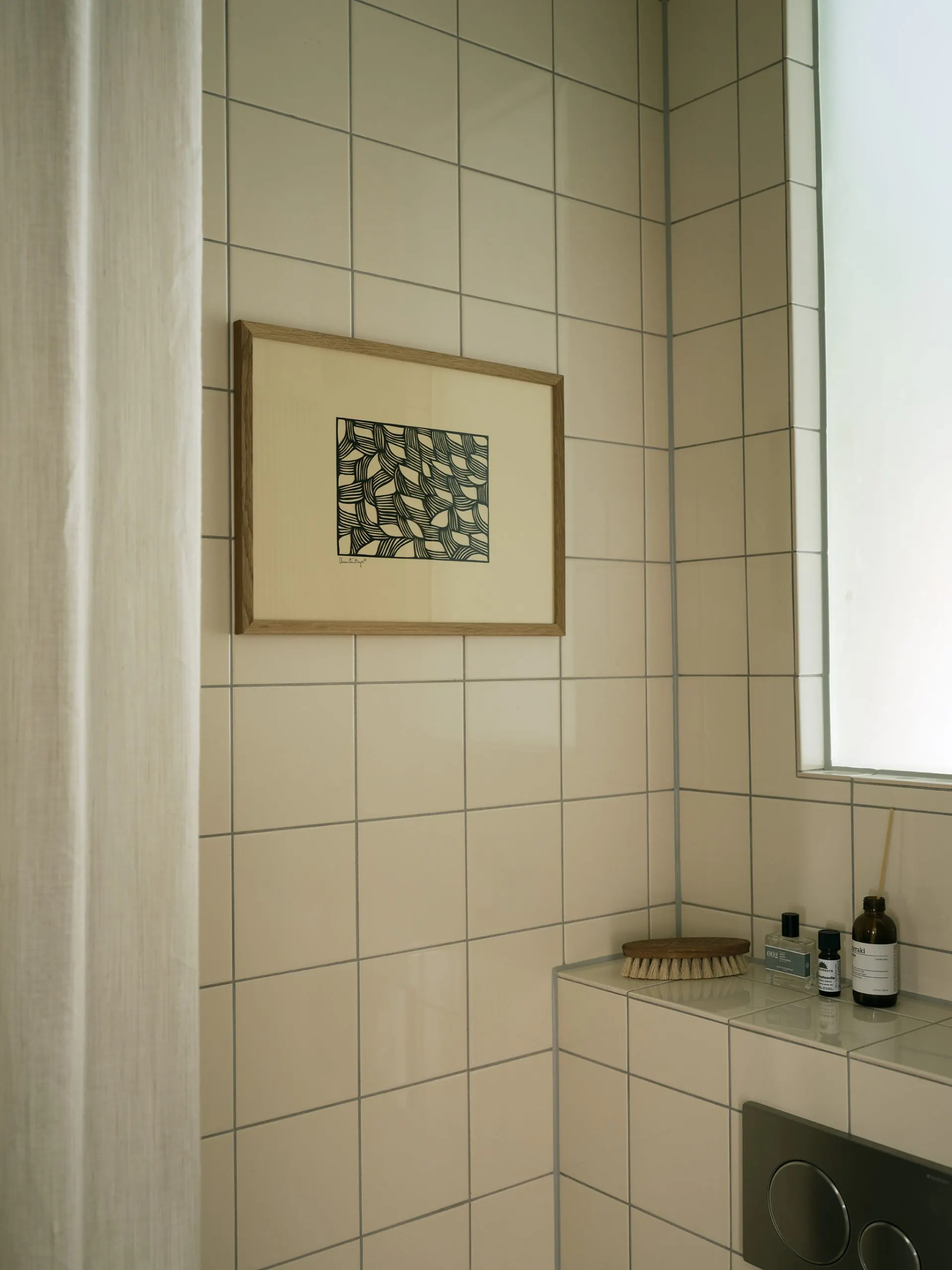 Kremhvite fliser toalett