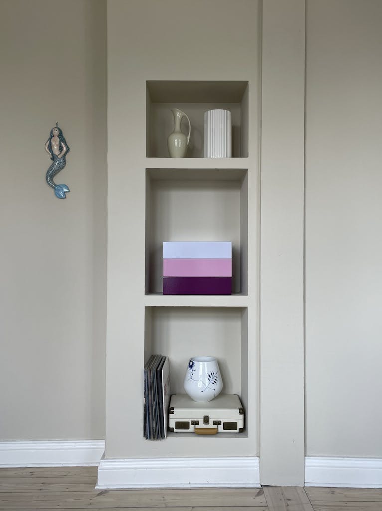 Nøytral stue med pastell