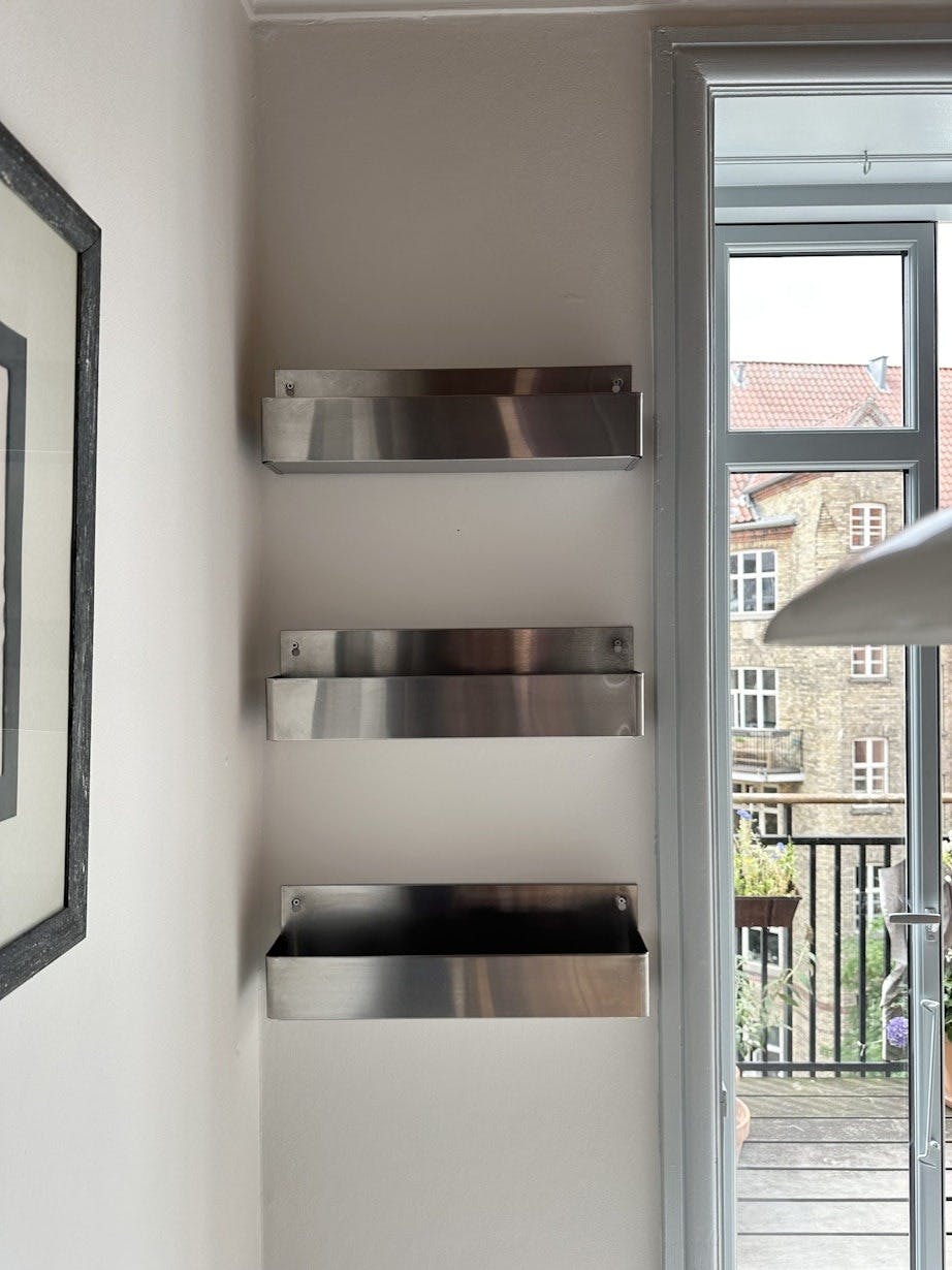 Stålhyller kjøkken