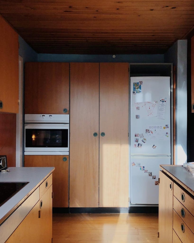 Lyset inn på kjøkkenet Lyset inn på kjøkkenet