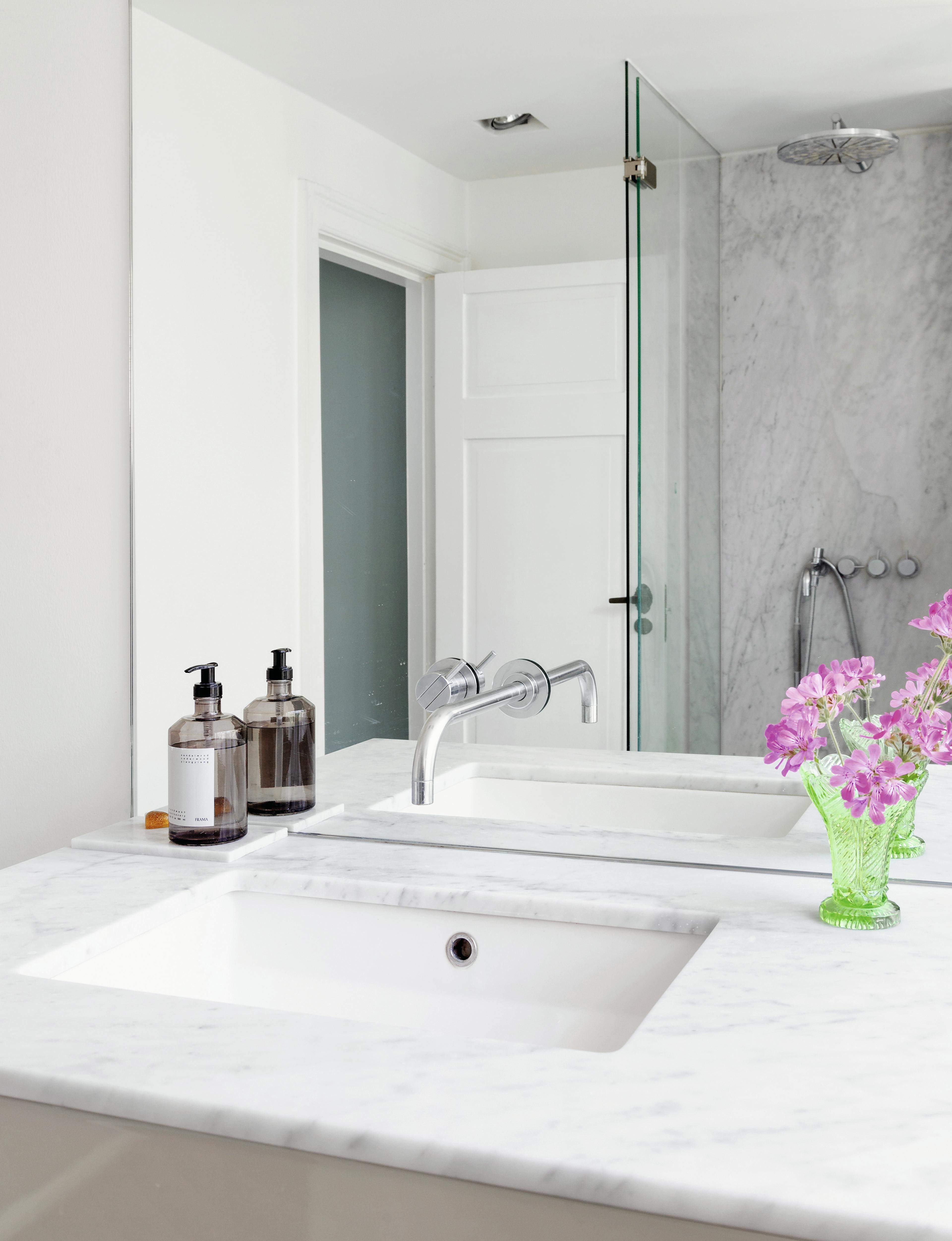 Badeværelse i marmor 